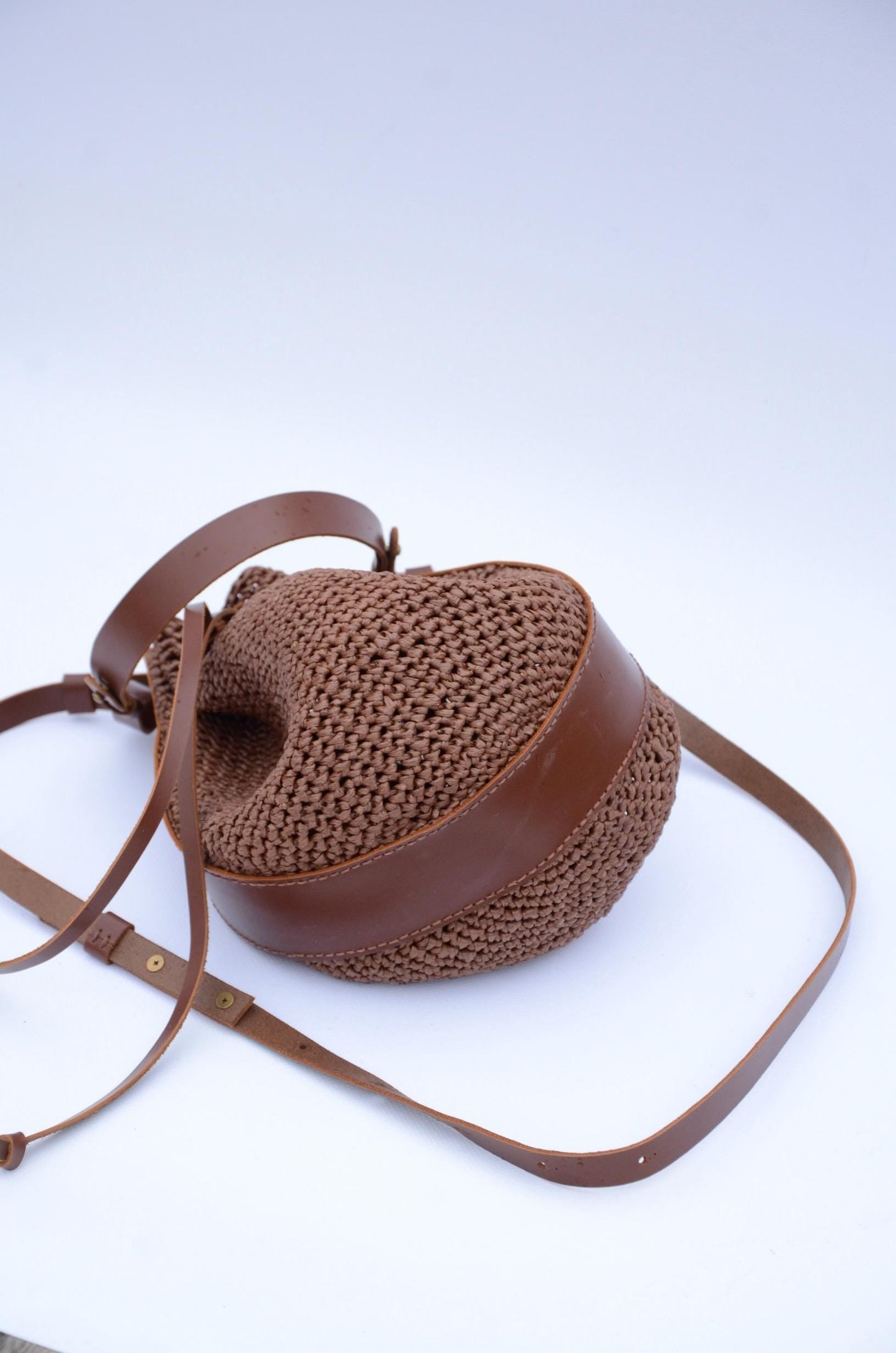 Handmade Crochet Raffia Crossbody Bucket Bag: Small Woven Shoulder Bag