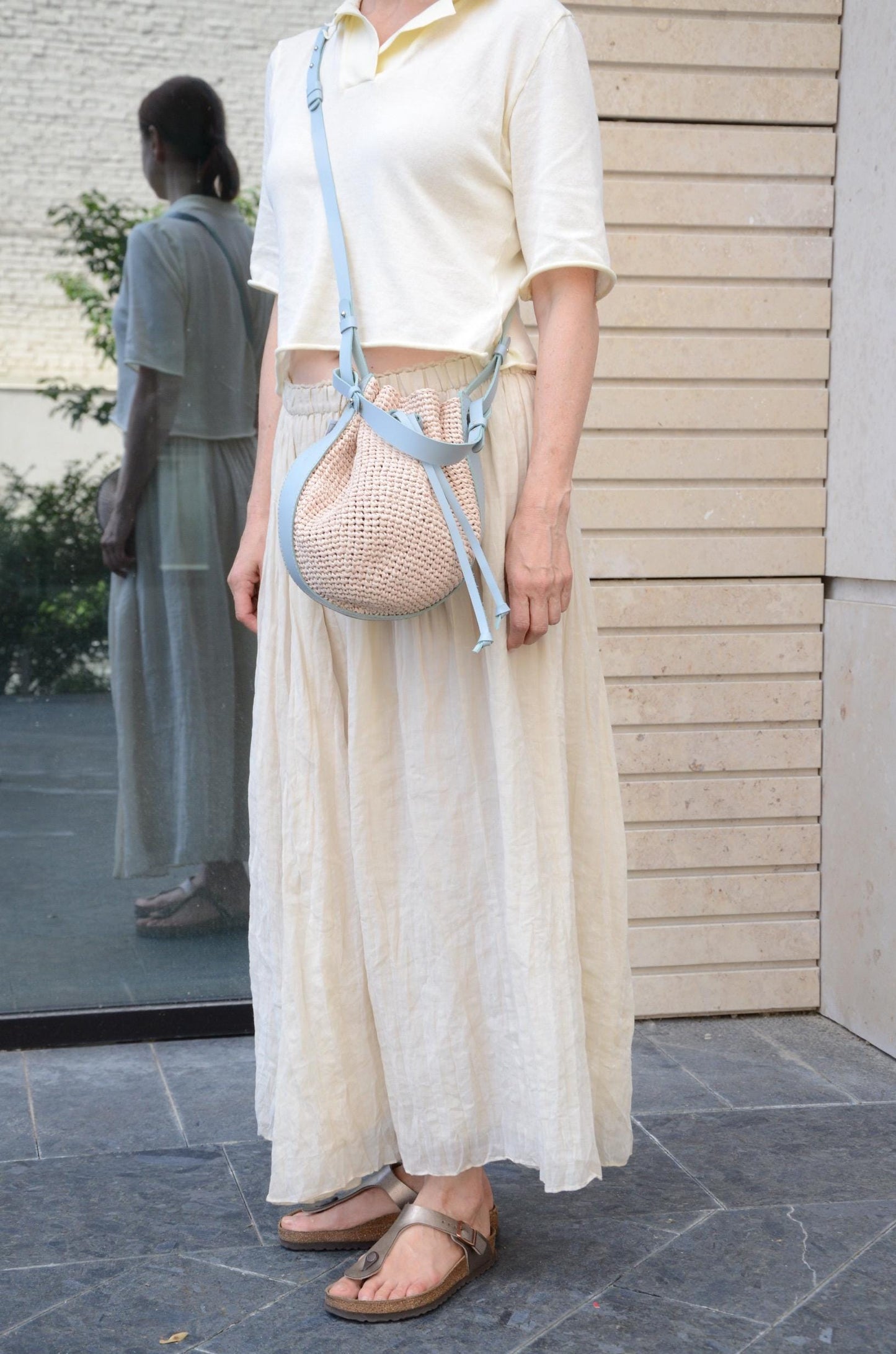 Handmade Crochet Raffia Crossbody Bucket Bag: Small Woven Shoulder Bag