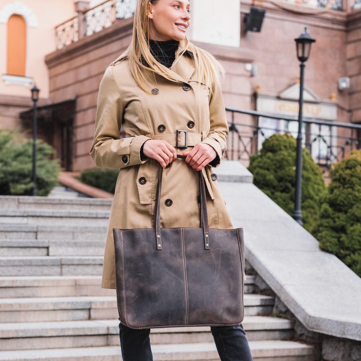 Leather Tote Bag - Carmel Brown, Laptop Bag, Large Capacity, Everyday Carry, Handcrafted, Women's Shoulder Bag