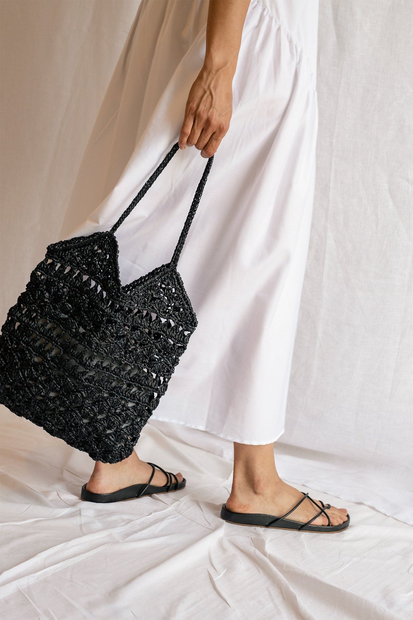 Crochet Raffia Tote Bag in Natural, Summer Tote Bag, Straw Mesh Bag, Handcrafted Tote, Crochet Handbag — Anemone Tote