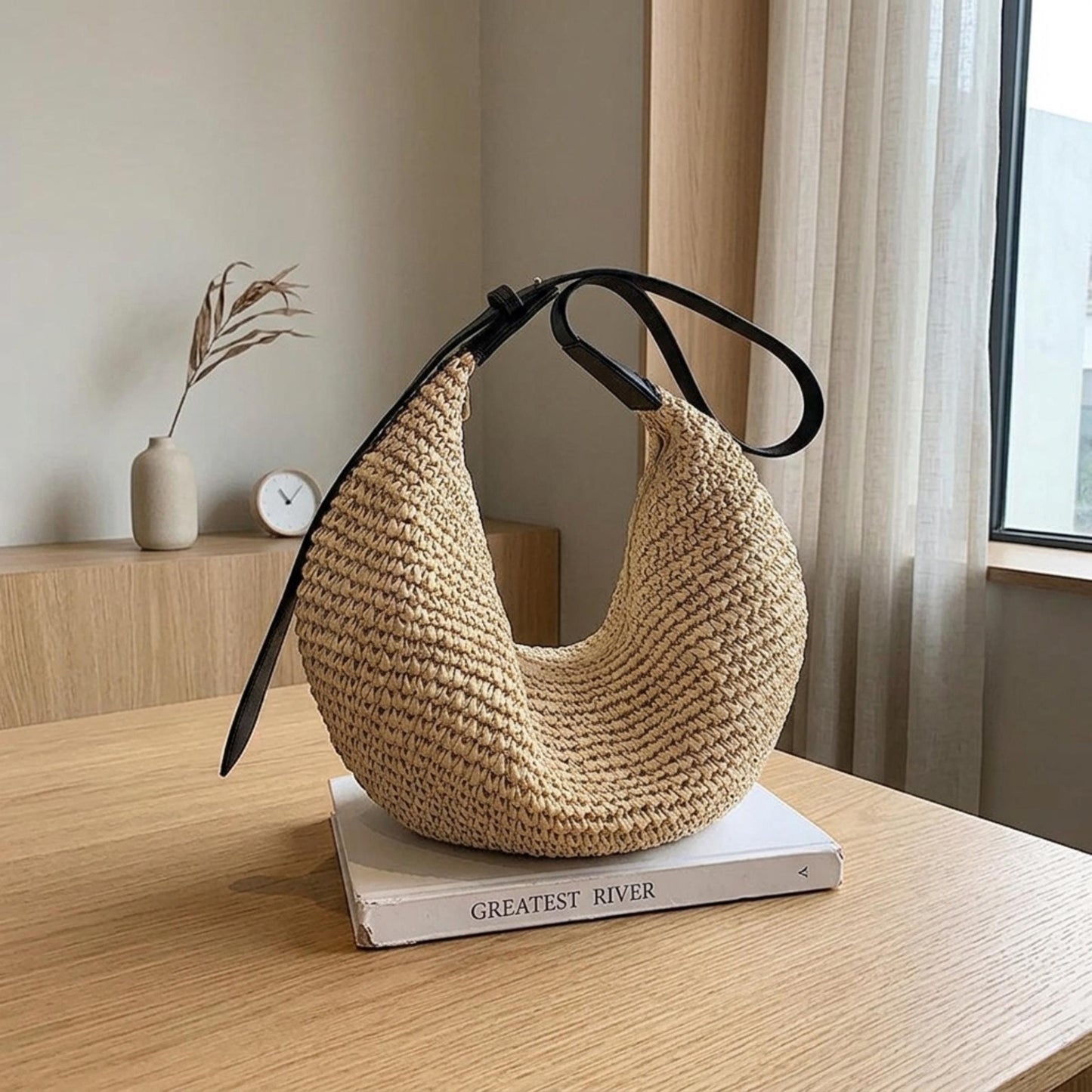 Boho Woven Crossbody Bag, Handmade Straw Dumpling Bag, Beach Vacation Purse, Natural Grass Bag, Casual Summer Shoulder Bag